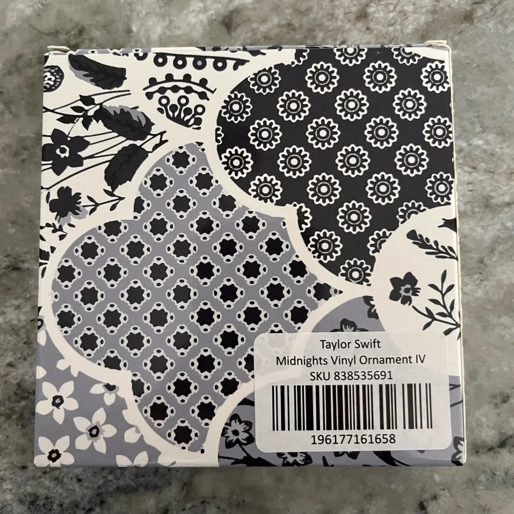 Taylor Swift Midnights Vinyl Record Ornament - Picture 5 of 5